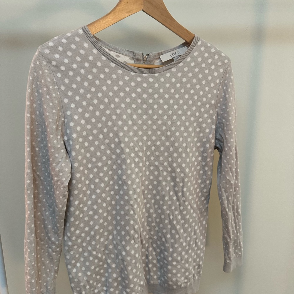 LOFT Gray Polka Dot Women's Top